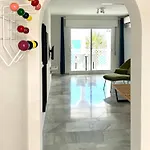 Fuentes De דירה